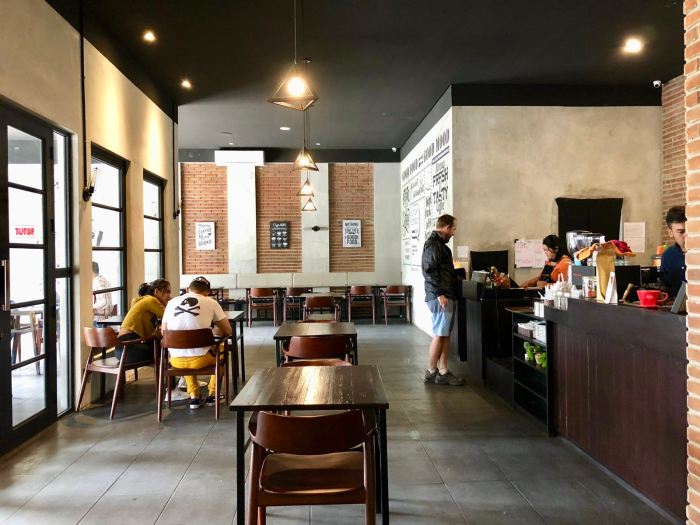 Daily Routine Espresso Bar Bandung: Harga Menu, Jam Buka dan Lokasi, Tempat Ngopi di Bandung Dengan Konsep Hitam Klasik