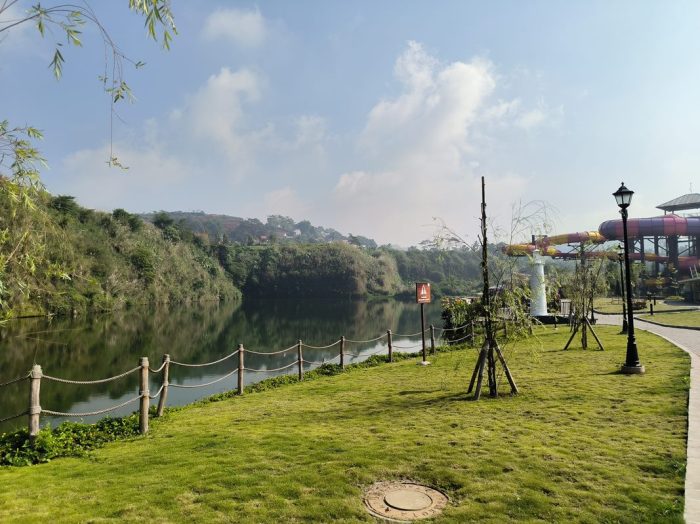 Bandung hutan kampung penginapan sungai murah tengah alam tepi tempat asri glamping tenda nan ngadem sensasi cocok menyatu tripcanvas sini