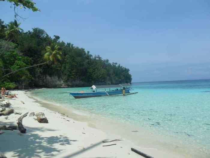 Teluk Tomini Gorontalo: Keindahan Teluk Terbesar di Indonesia